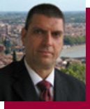 KeSch Trainer und Experte für Interkulturelles Messtraining und internationale Neukundengewinnung auf italienisch, französisch deutsch und englisch